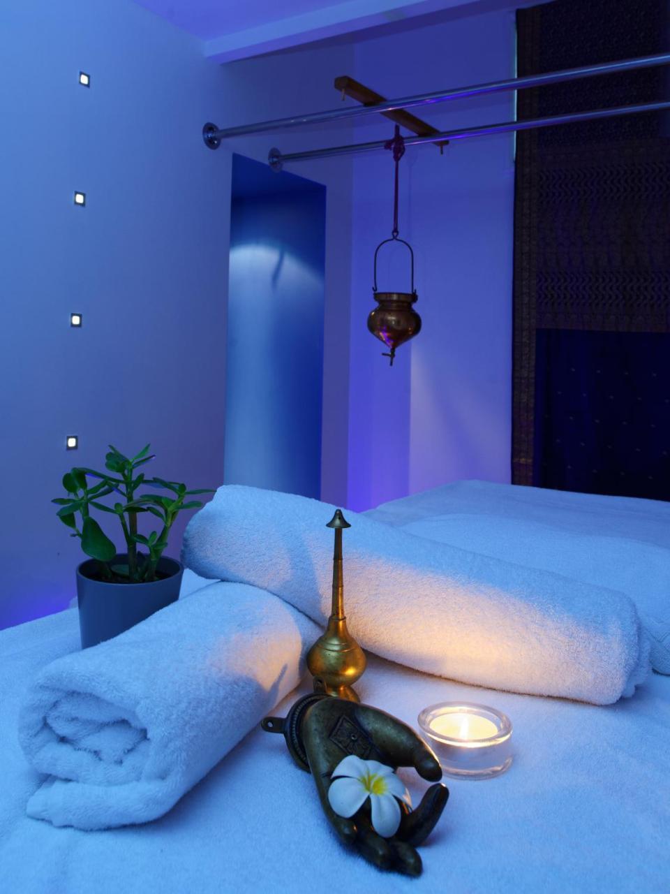 Le Prana -Maison Et Chambres D'Hotes, Wellness Et Centre De Soins Rozérieulles Exteriör bild